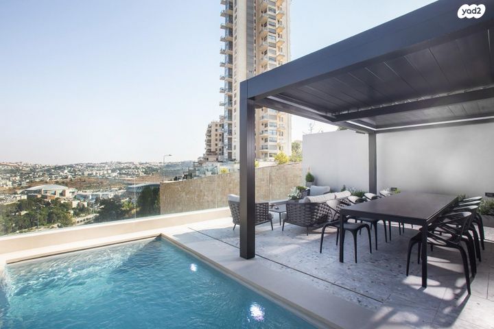 גדעון האוזנר 