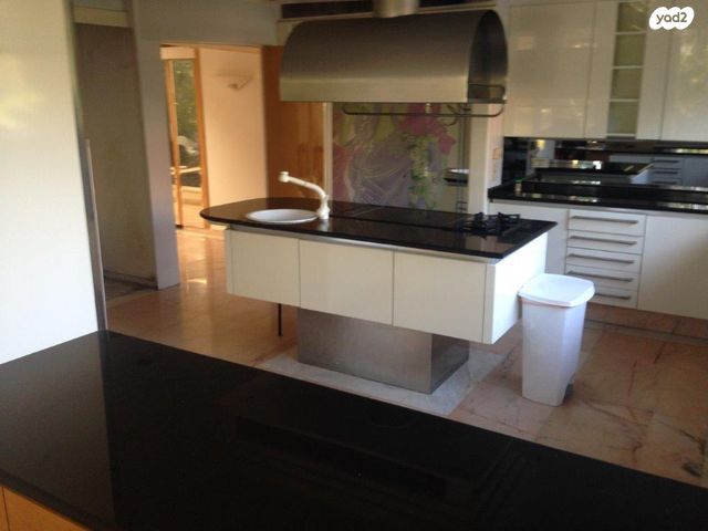 בית פרטי/ קוטג', סביון