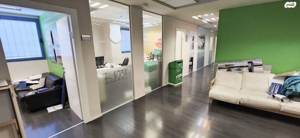 בניין משרדים, יחיאל דרזנר, פארק עסקים ירקון / אזור תעשיה סגולה, פתח תקווה