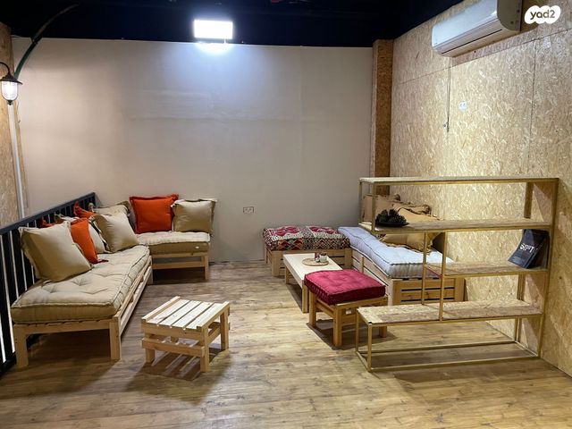 חנויות/ שטח מסחרי, דרך ארץ 24, החורש, חריש