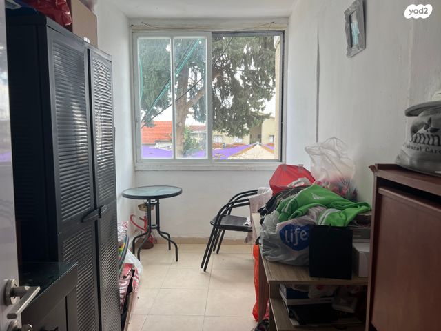 דירה, הגלבוע, נאות שז"ר, יבנה