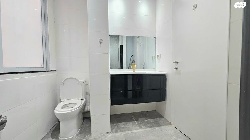 דירה, ביל"ו, חולון