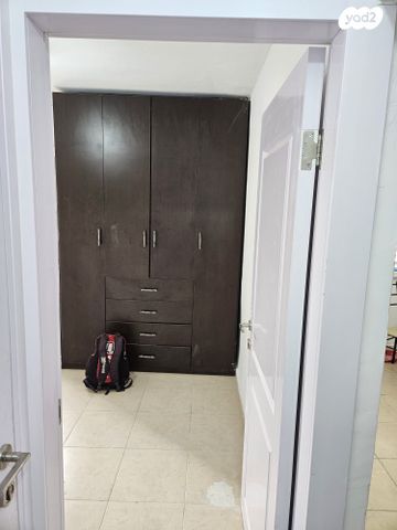 דירה, הגלבוע, נאות שז"ר, יבנה