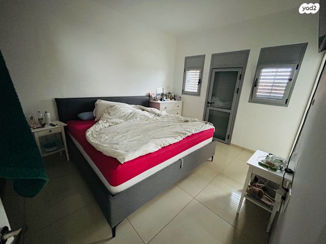 דו משפחתי, העלייה, המושבה, גדרה