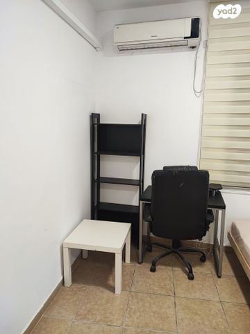 יחידת דיור, שדרות טרומפלדור 56, חיפה