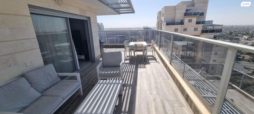 גג/ פנטהאוז, בצלאל 31, שכונה ב', באר שבע