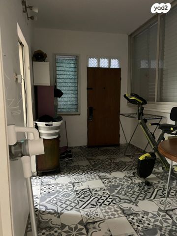 דירת גן, הלל 55, הדר עליון, חיפה