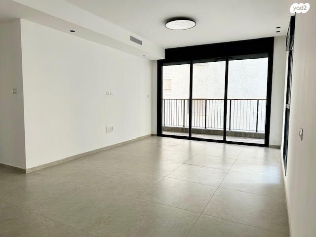 דירה, תל יהודה, רמת גן