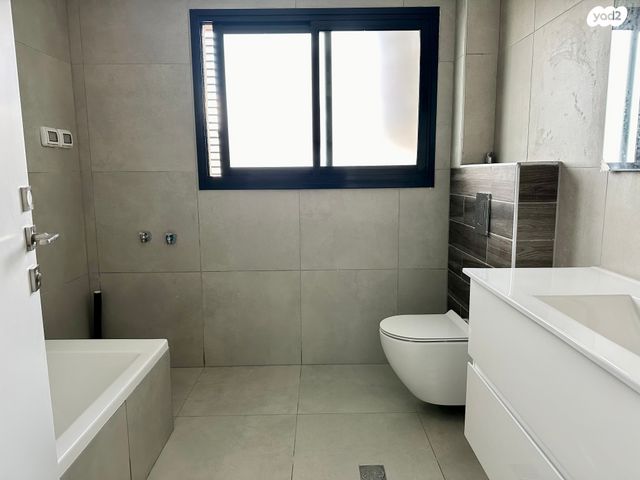 דירה, תל יהודה, רמת גן