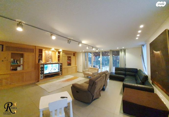 בית פרטי/ קוטג', סביון