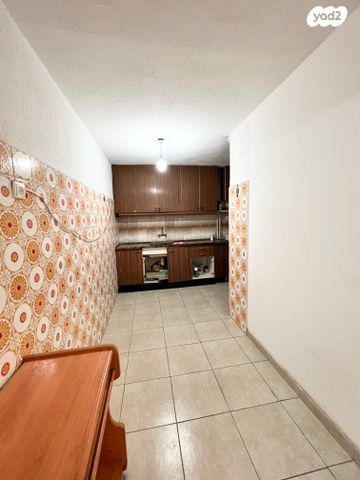 דירה, נתן אלבז, אשדוד