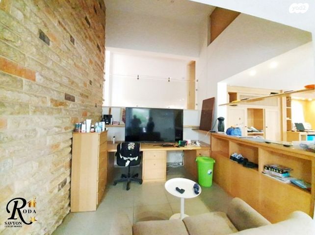 בית פרטי/ קוטג', סביון