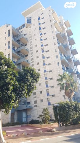 דירה, נוף הטיילת, נתניה