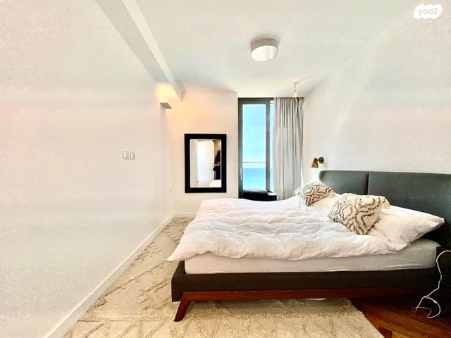 דירה, שדרות רחבעם זאבי 15, חדרה