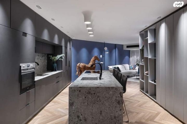 דירת גן, הרצליה