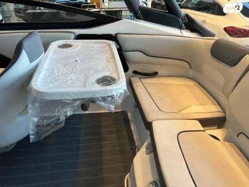 יאכטות - סירות מנוע