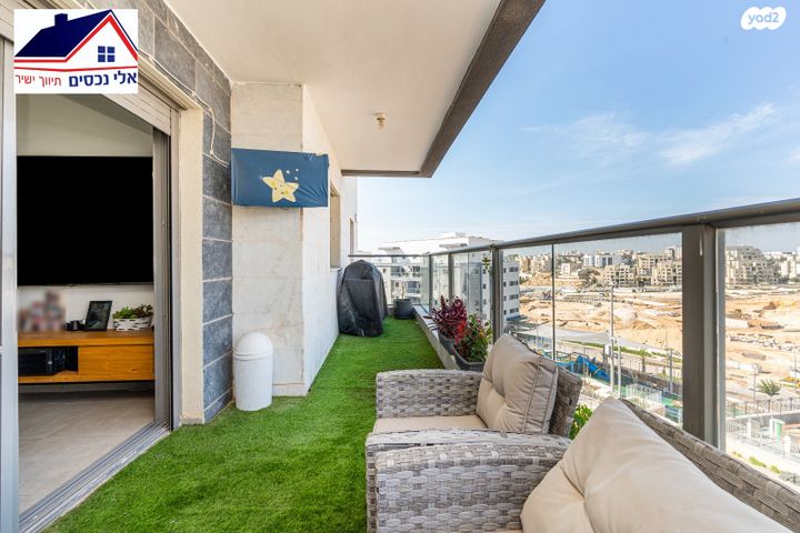 דירה, סביון 25, הפרחים, חריש