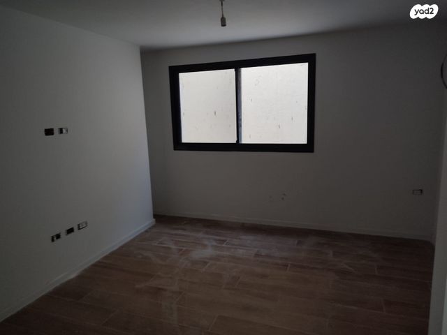 בית פרטי/ קוטג', אגוז 33, שאר העיר, כפר יונה