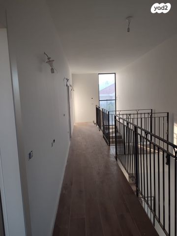 בית פרטי/ קוטג', אגוז 33, שאר העיר, כפר יונה