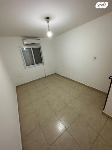 דירה, משעול מנשה 3, בני ישראל, קרית גת