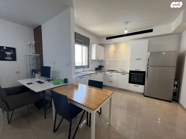 דירה, ניסנית, נתיבות מערב, נתיבות