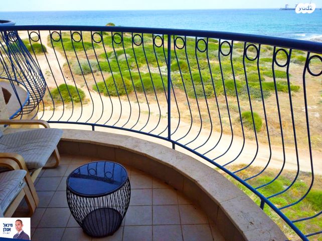 שדרות מנחם בגין 2