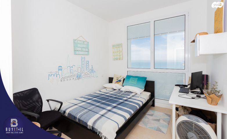 דירה, אהוד מנור, עיר ימים, נתניה