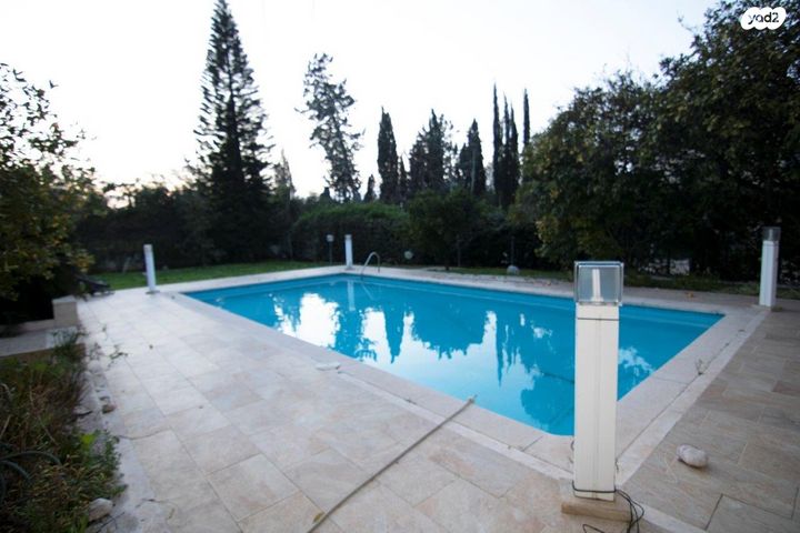 בית פרטי/ קוטג', סביון