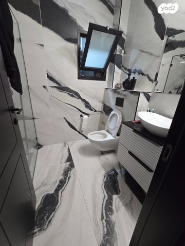 דירת גן, אשקלון