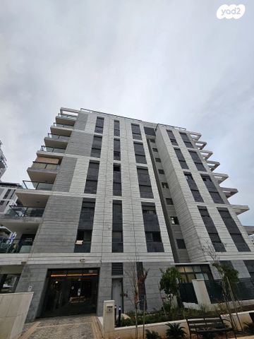 גג/ פנטהאוז, תבור 6, בית בפארק ,פרדס בחסכון, אור יהודה