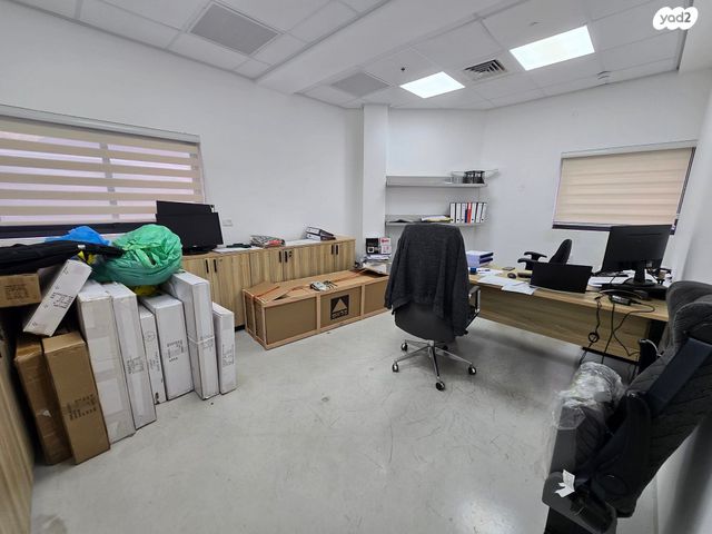 משרדים, תעשיון בר לב