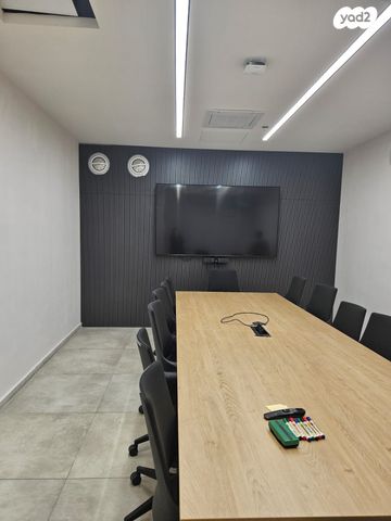 משרדים, רמת ישי