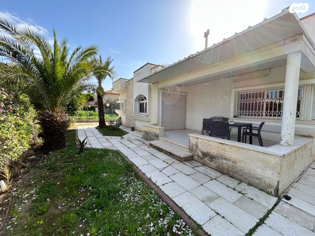 בית פרטי/ קוטג', עומר