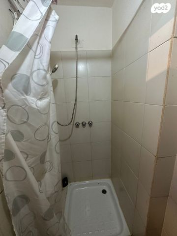 דירה, יציאת תש"ז 5, ההעפלה, קרית גת