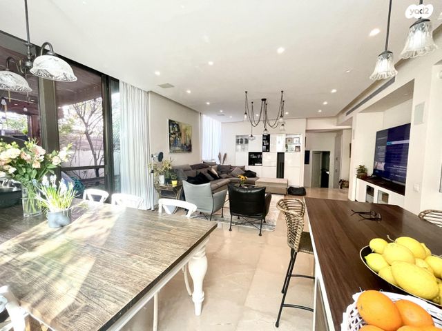 דו משפחתי, תל ברוך, תל אביב יפו