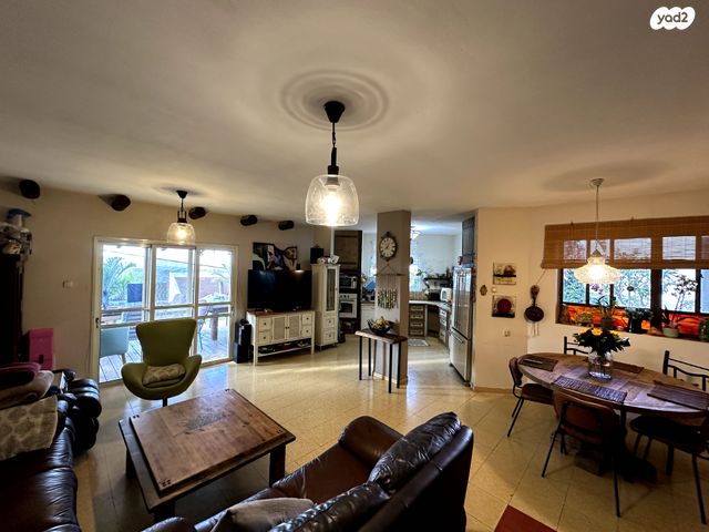 בית פרטי/ קוטג', נעלה