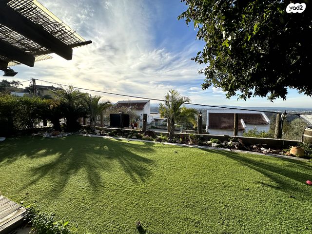 בית פרטי/ קוטג', נעלה