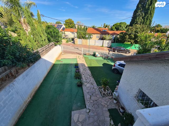 מגרשים, המעגל, גיל עמל, הוד השרון