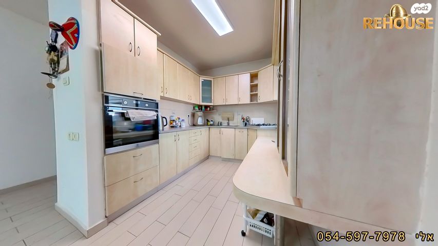 דירה, חיים משה שפירא, רובע ד', אשדוד