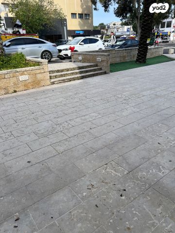 חנויות/ שטח מסחרי, חיפה