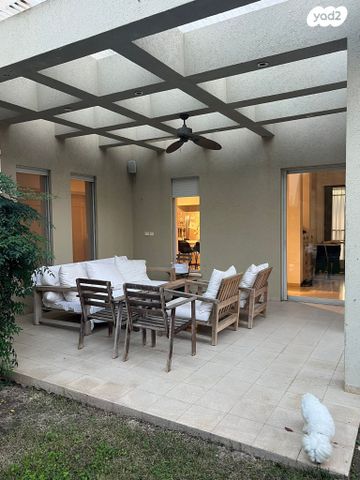 בית פרטי/ קוטג', ביתן אהרן