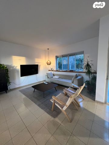 בית פרטי/ קוטג', ביתן אהרן