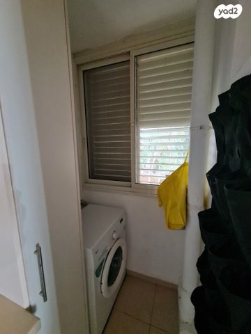 דירה, אסף שמחוני, קרית אתא