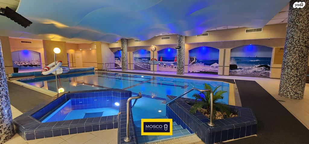 גג/ פנטהאוז, איינשטיין, הרצליה פיתוח, הרצליה