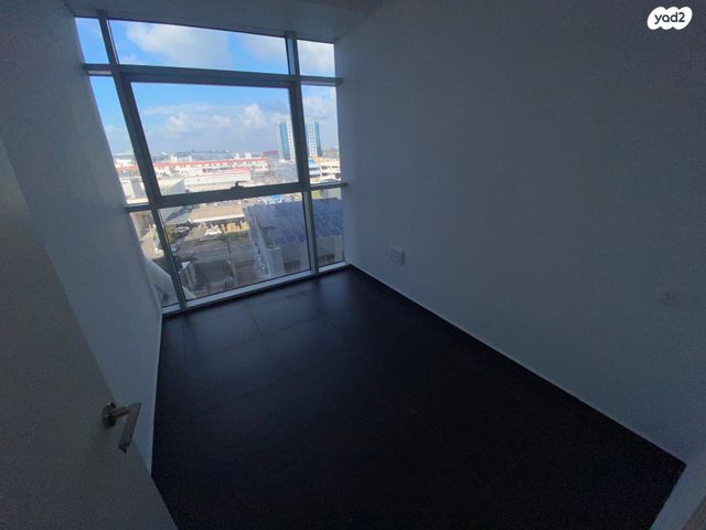 משרדים, ילדי טהרן 8, מב"ת מערב, אזור תעשייה חדש, ראשון לציון