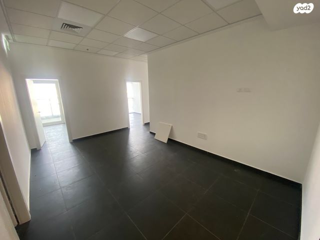 משרדים, ילדי טהרן 8, מב"ת מערב, אזור תעשייה חדש, ראשון לציון