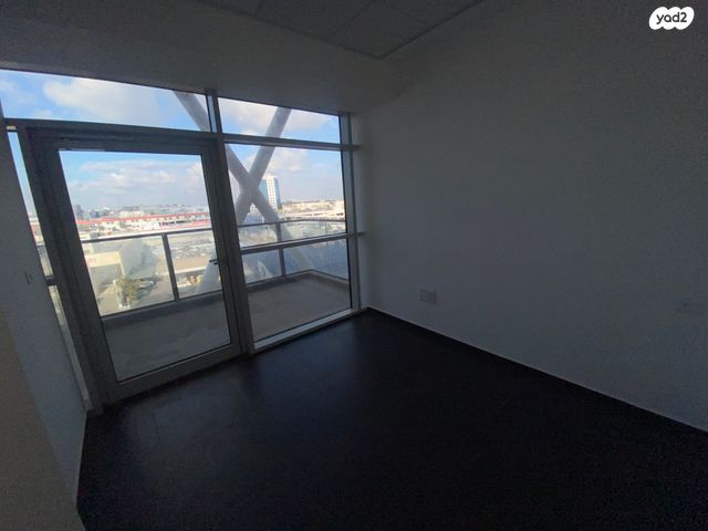 משרדים, ילדי טהרן 8, מב"ת מערב, אזור תעשייה חדש, ראשון לציון