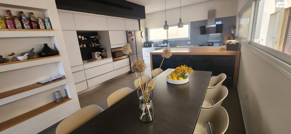 בית פרטי/ קוטג', אורנית