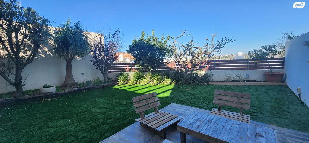 בית פרטי/ קוטג', אורנית