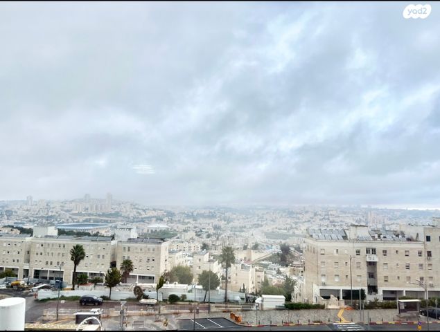 דירה, שבתאי הנגבי, גילה, ירושלים